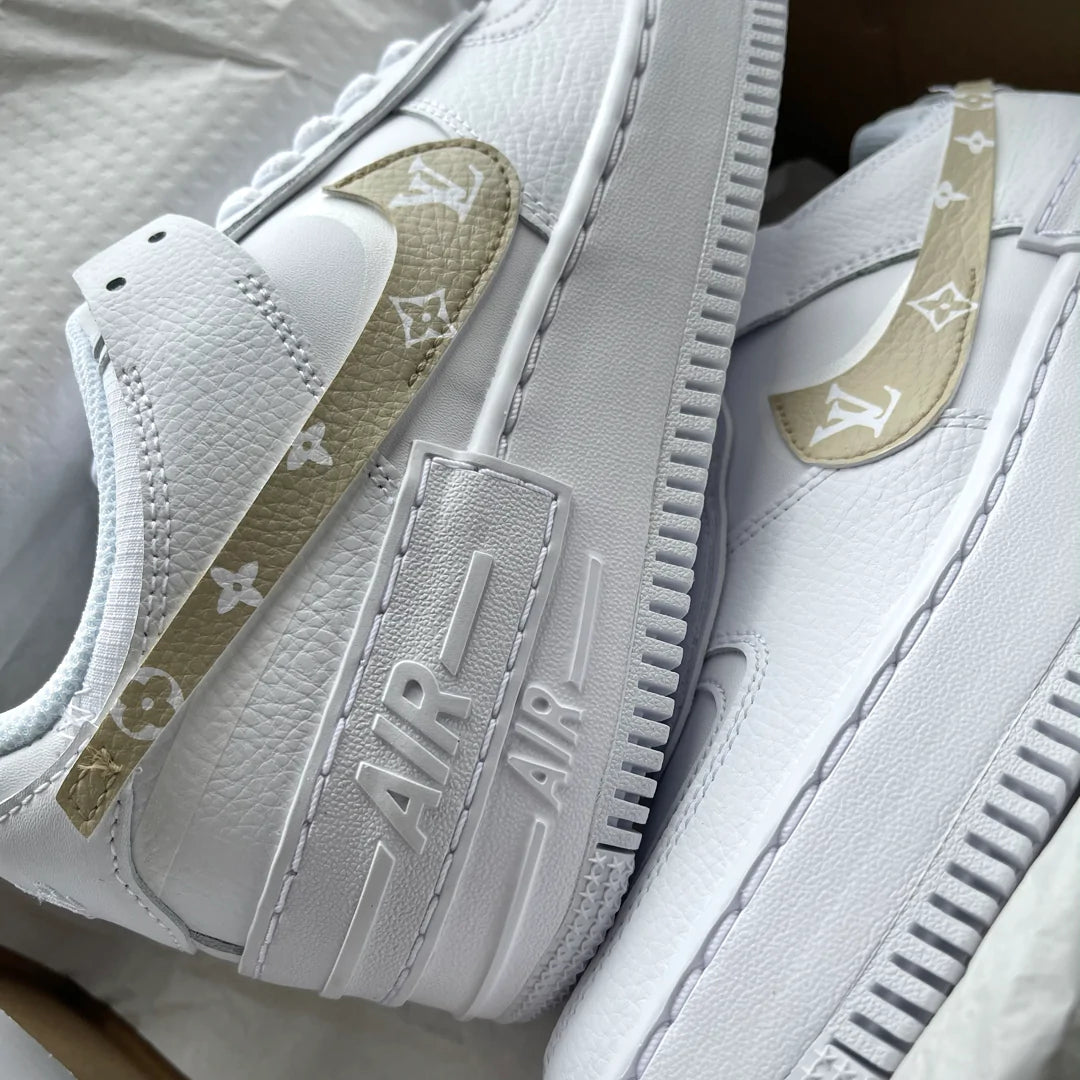 Nike air force 1 Shadow x painted ivory LV