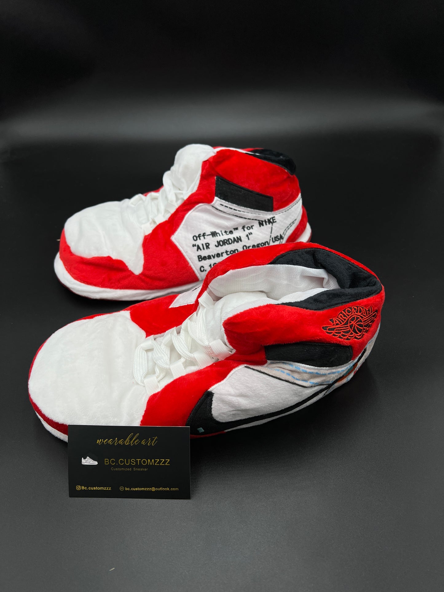 House Slipper | Red Off White