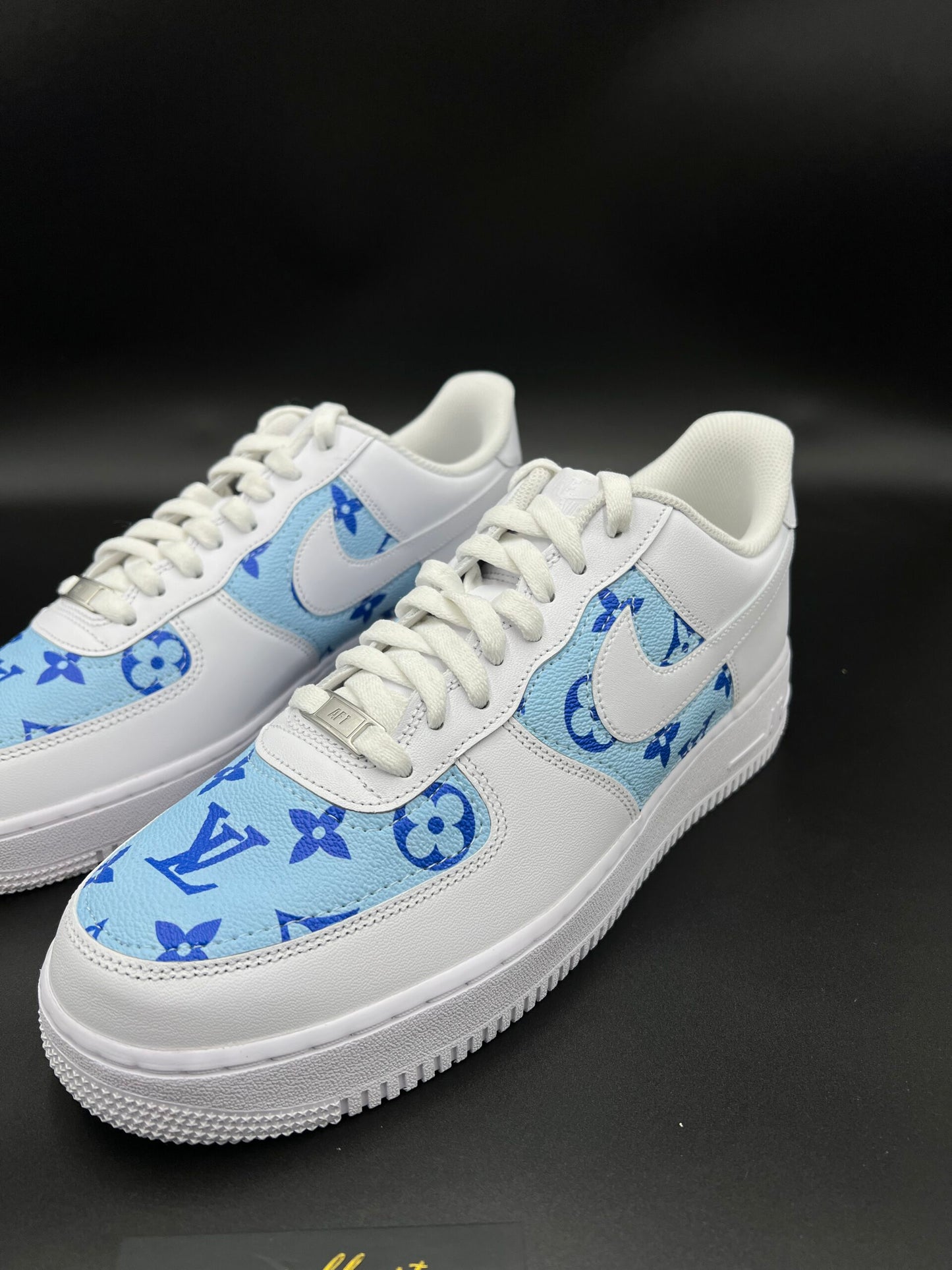 Nike Air Force 1 x blue LV
