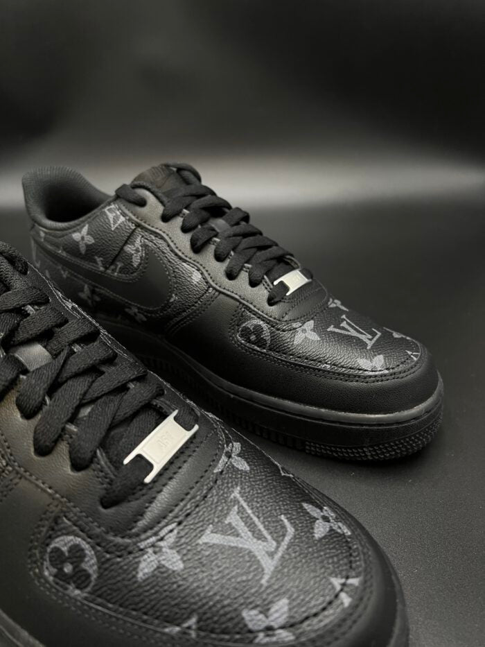 Black Nike Air Force 1 x Limited grey on black LV