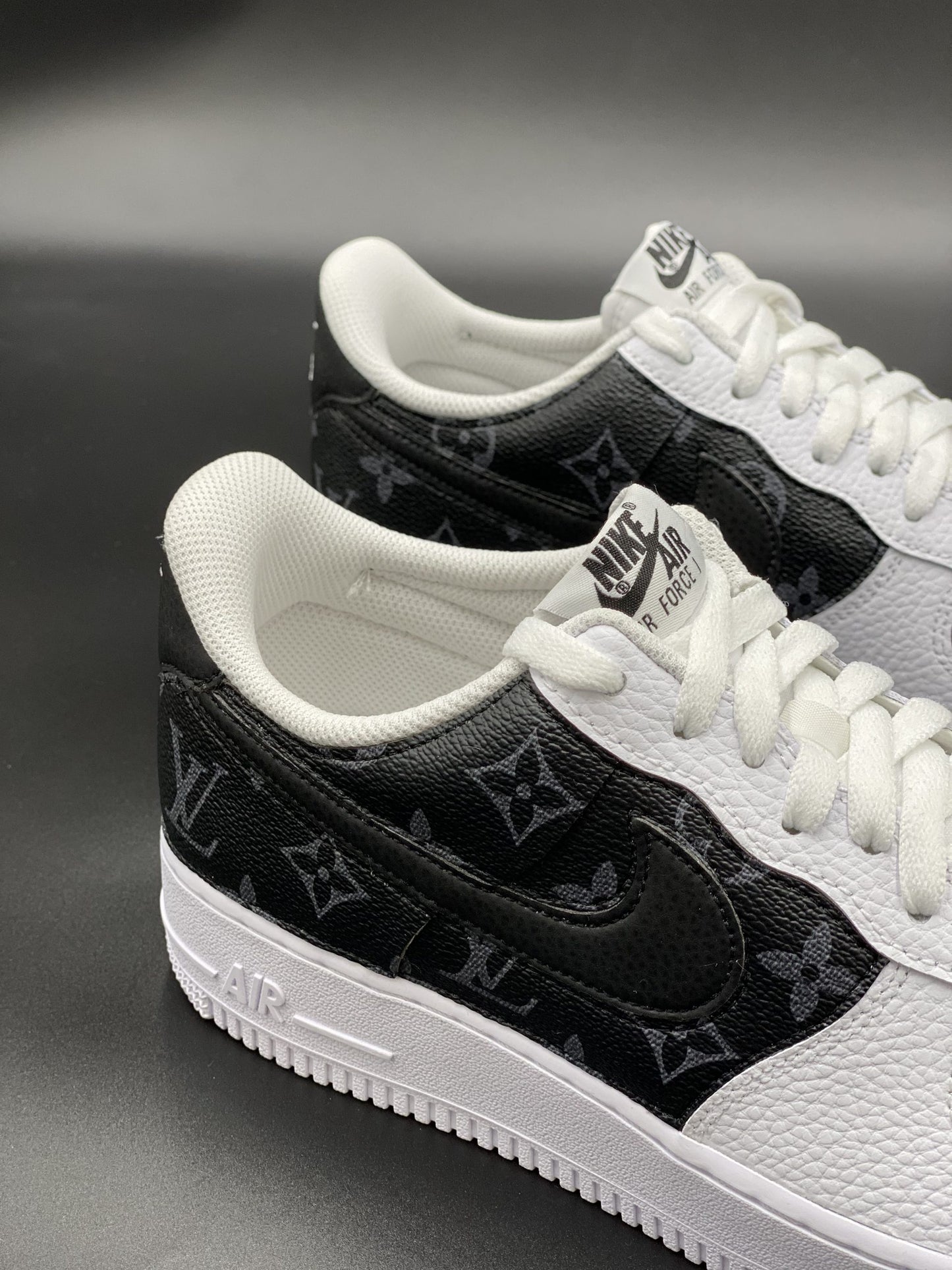 Nike air force 1 black swoosh x Limited grey on black LV