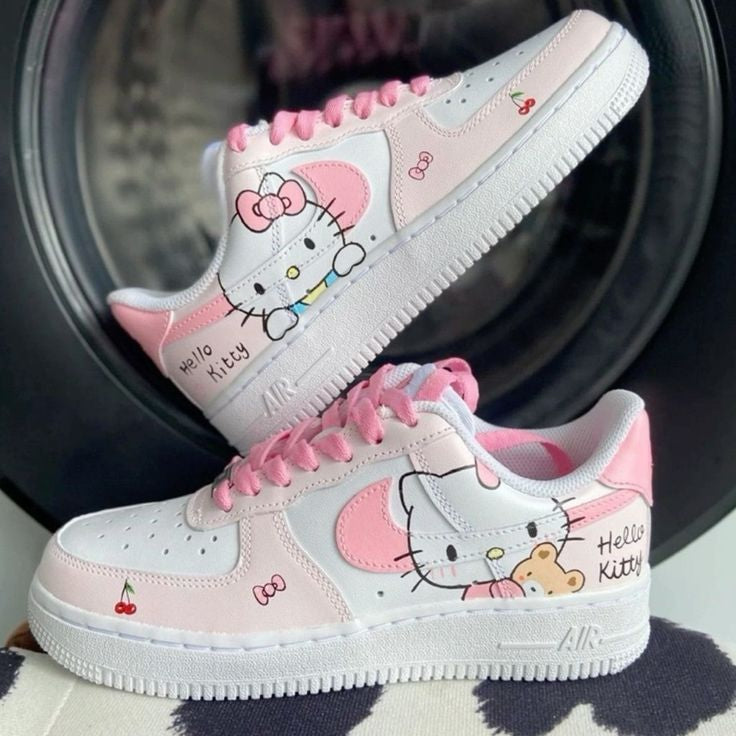 Nike Air Force 1 x Hello Kitty