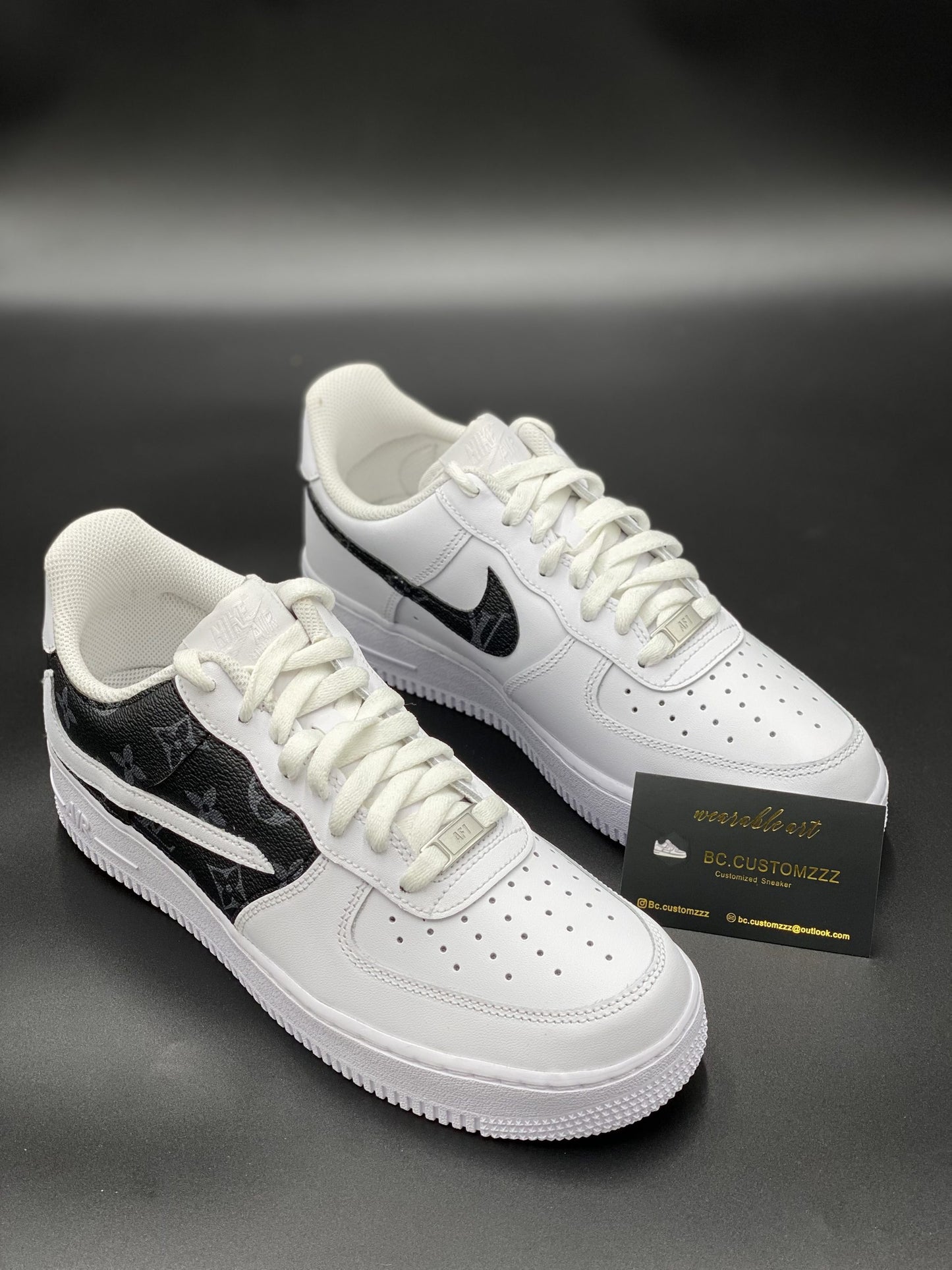 Nike Air Force 1 x reverse grey on black LV