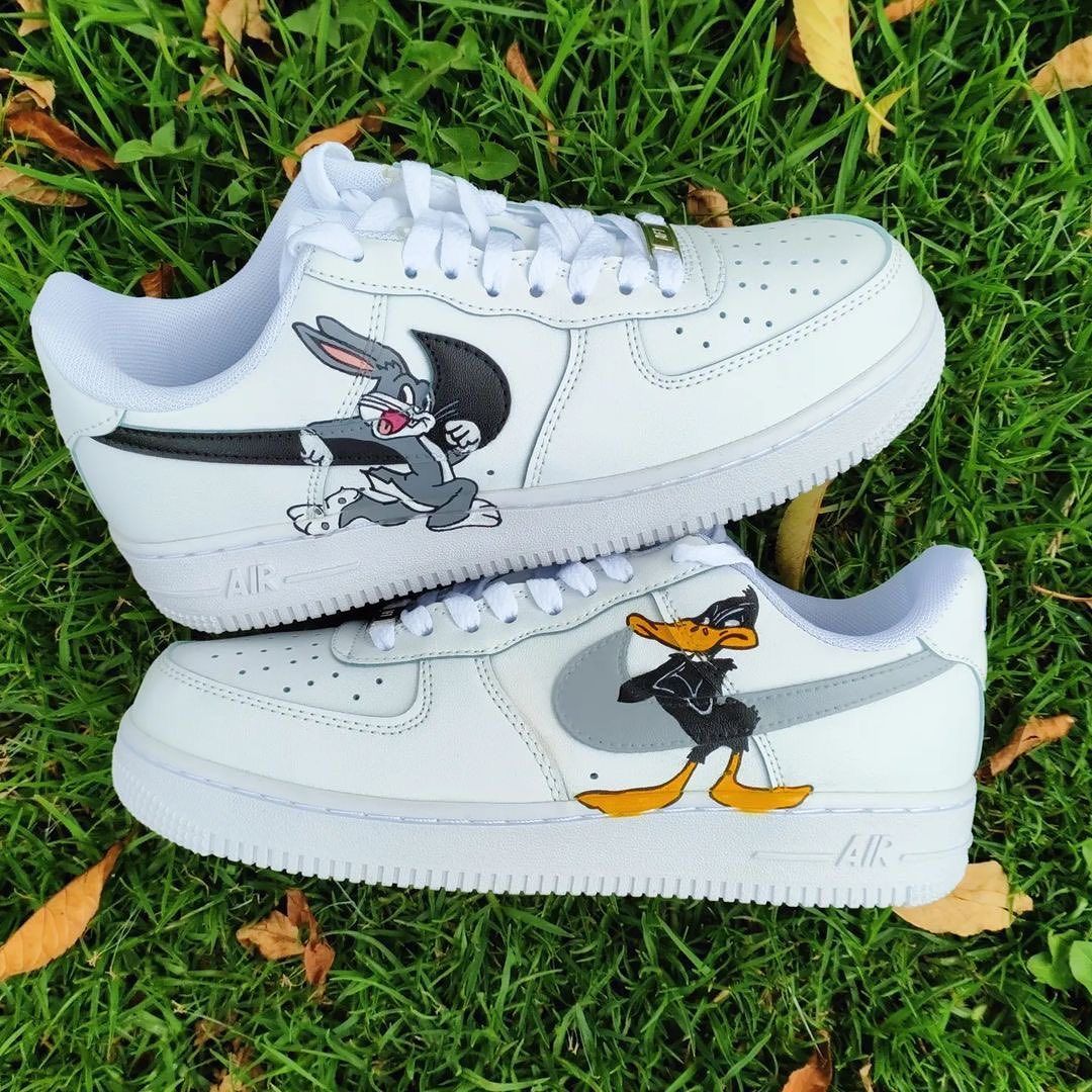 Nike Air Force 1 x Bugs Bunny/Daffy Duck