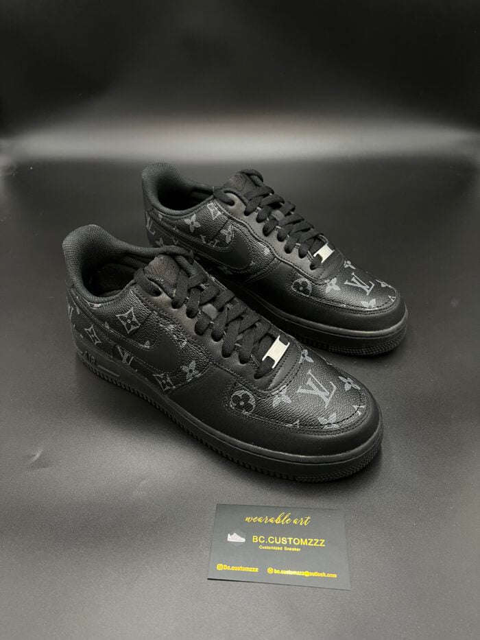 Black Nike Air Force 1 x Limited grey on black LV