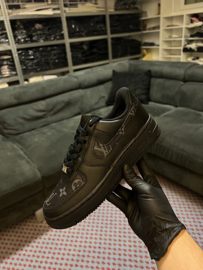Black Air Force 1 x swoosh grey/black LV