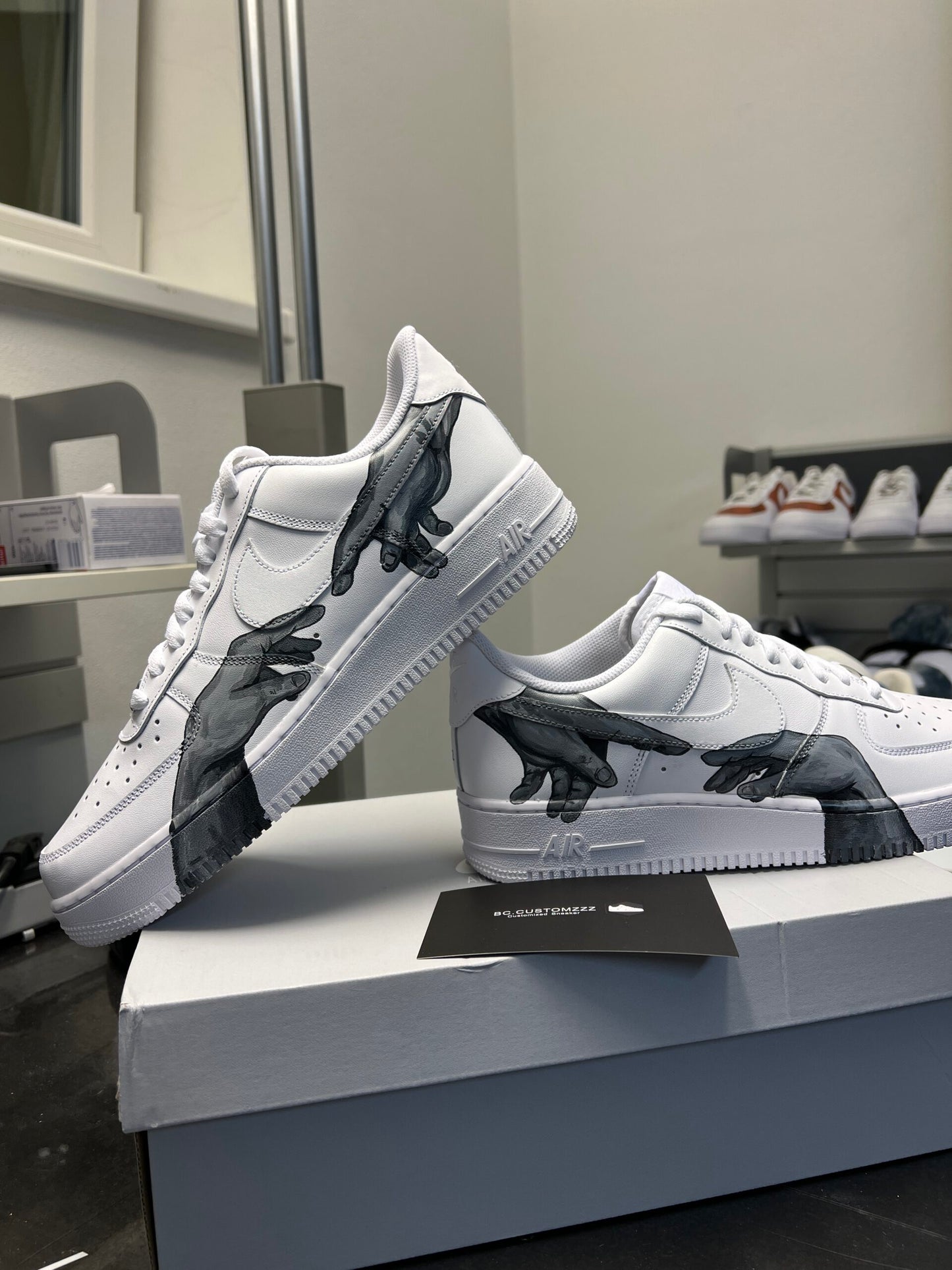 Nike Air Force 1 x Hands