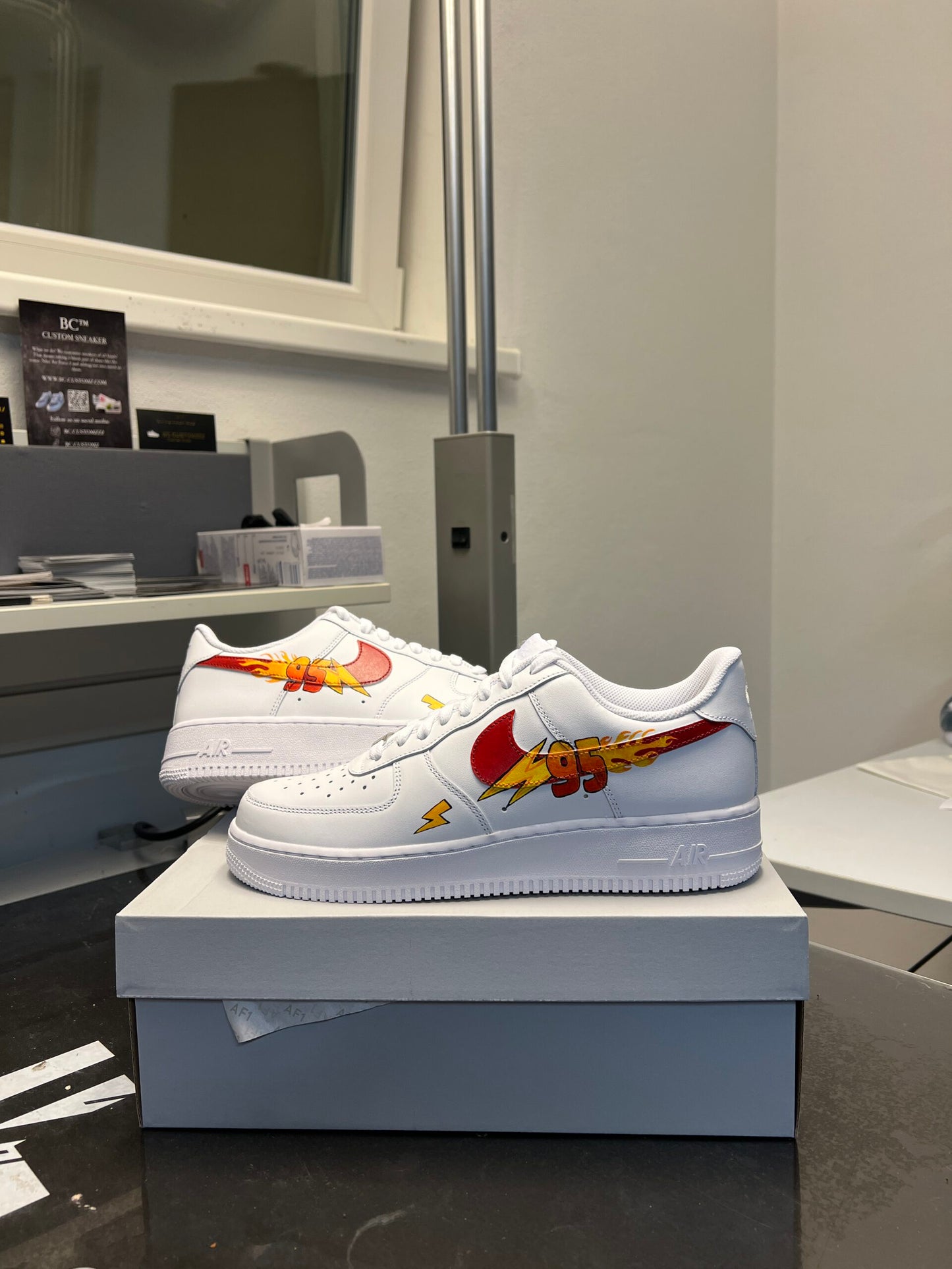 Nike Air Force 1 x Lightning McQueen