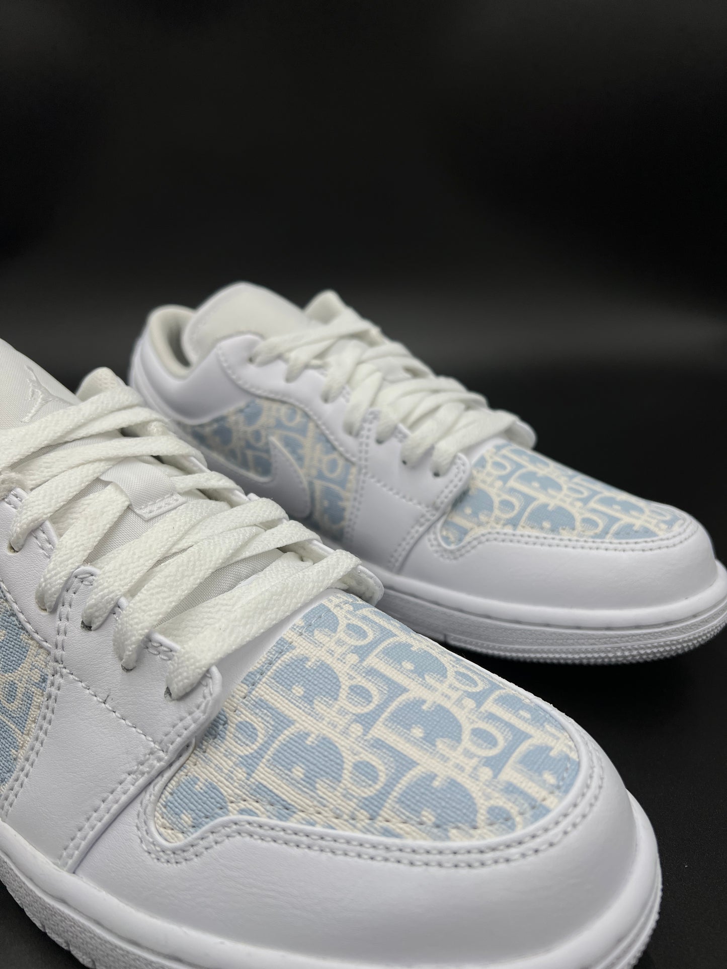 Nike Air Jordan 1 Low x special Dio*