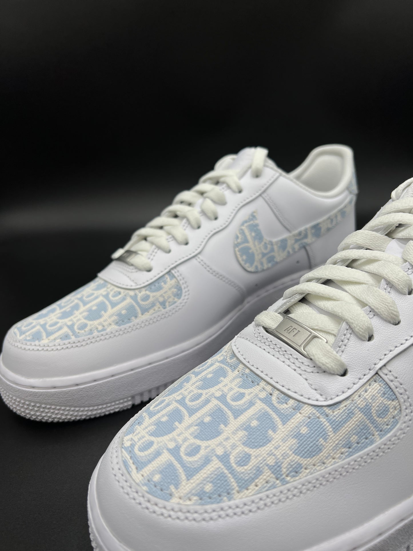 Nike Air Force 1 x special swoosh Dio*
