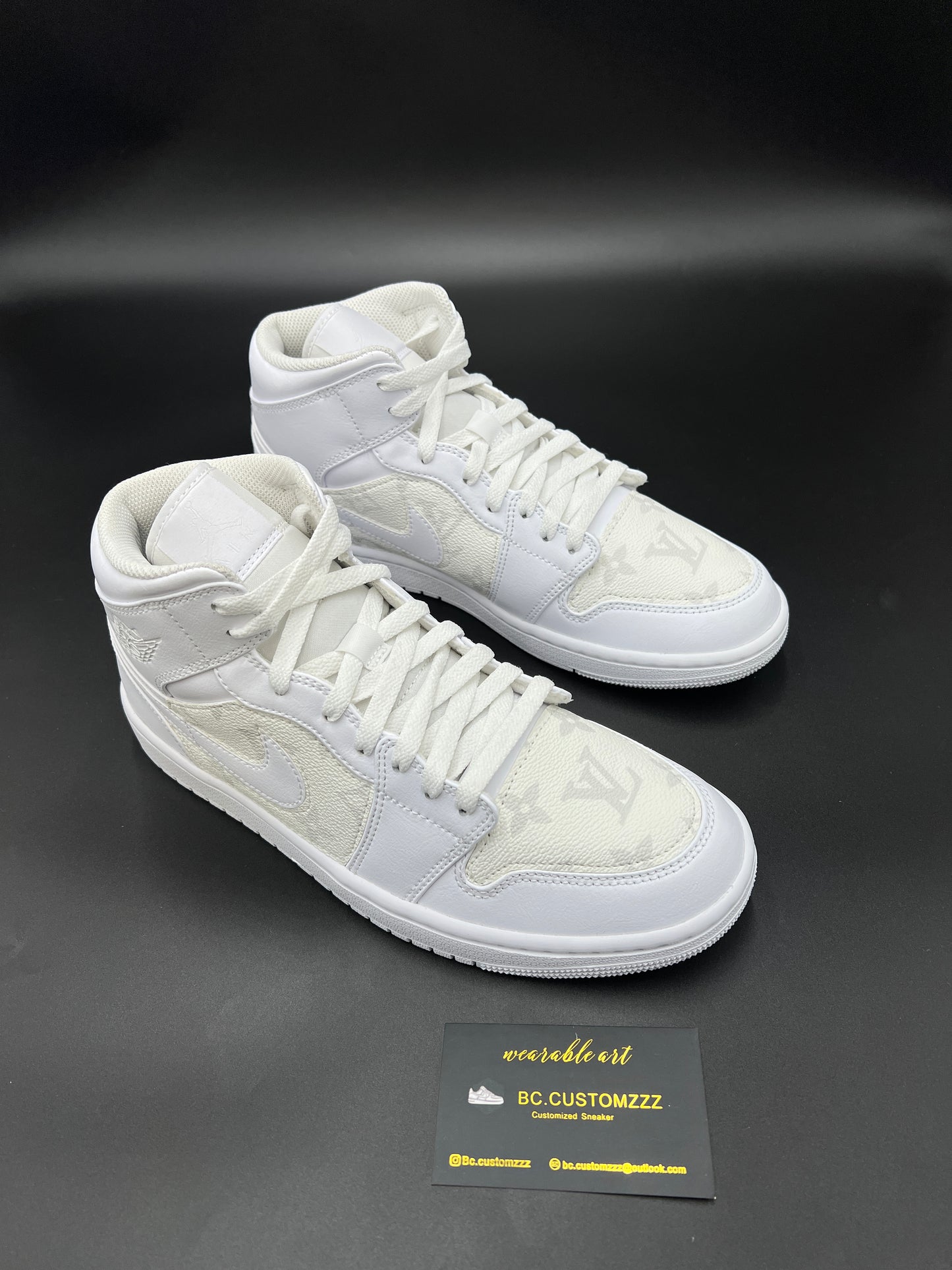 Nike Air Jordan 1 x strd white LV