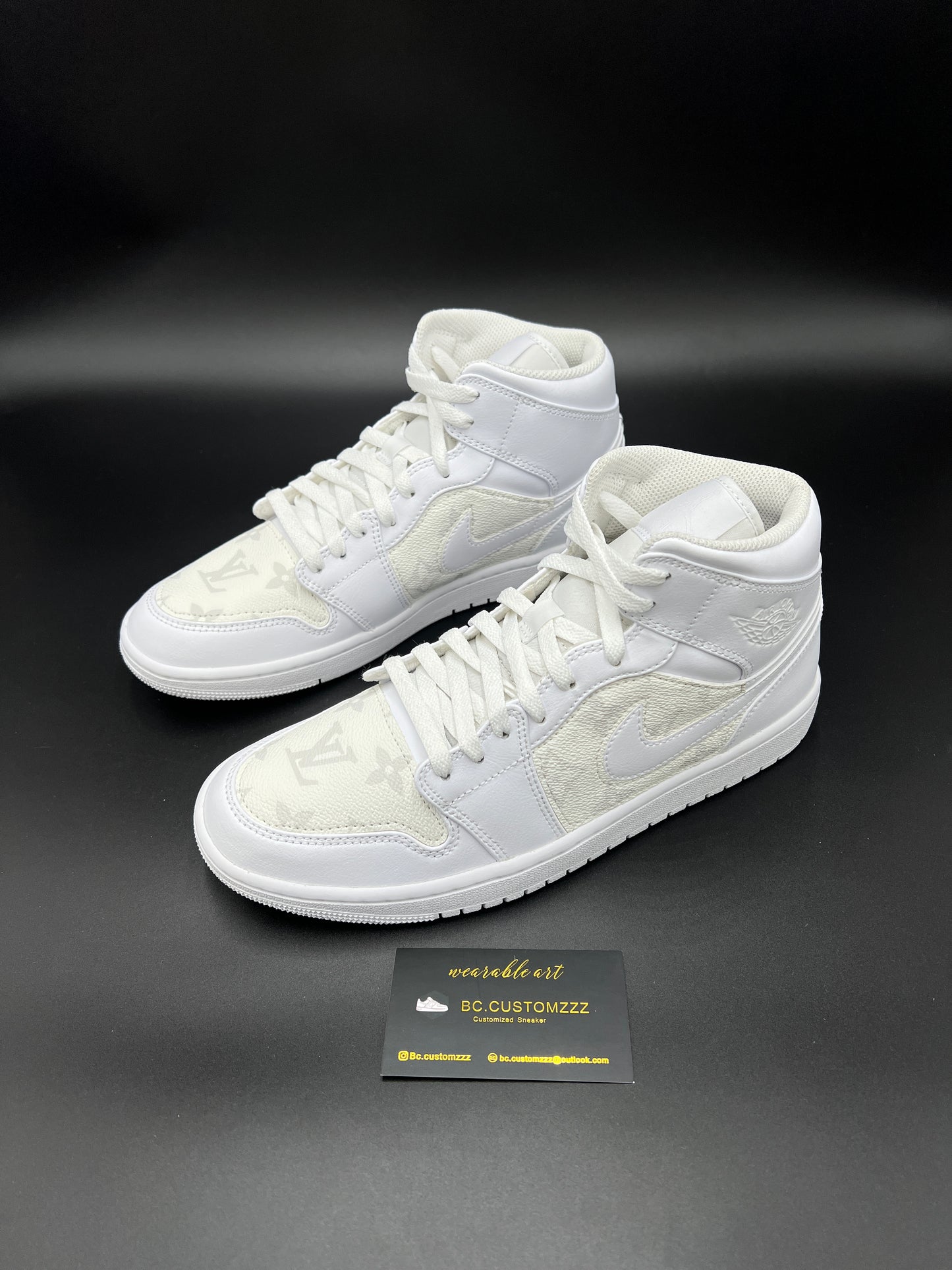 Nike Air Jordan 1 x strd white LV