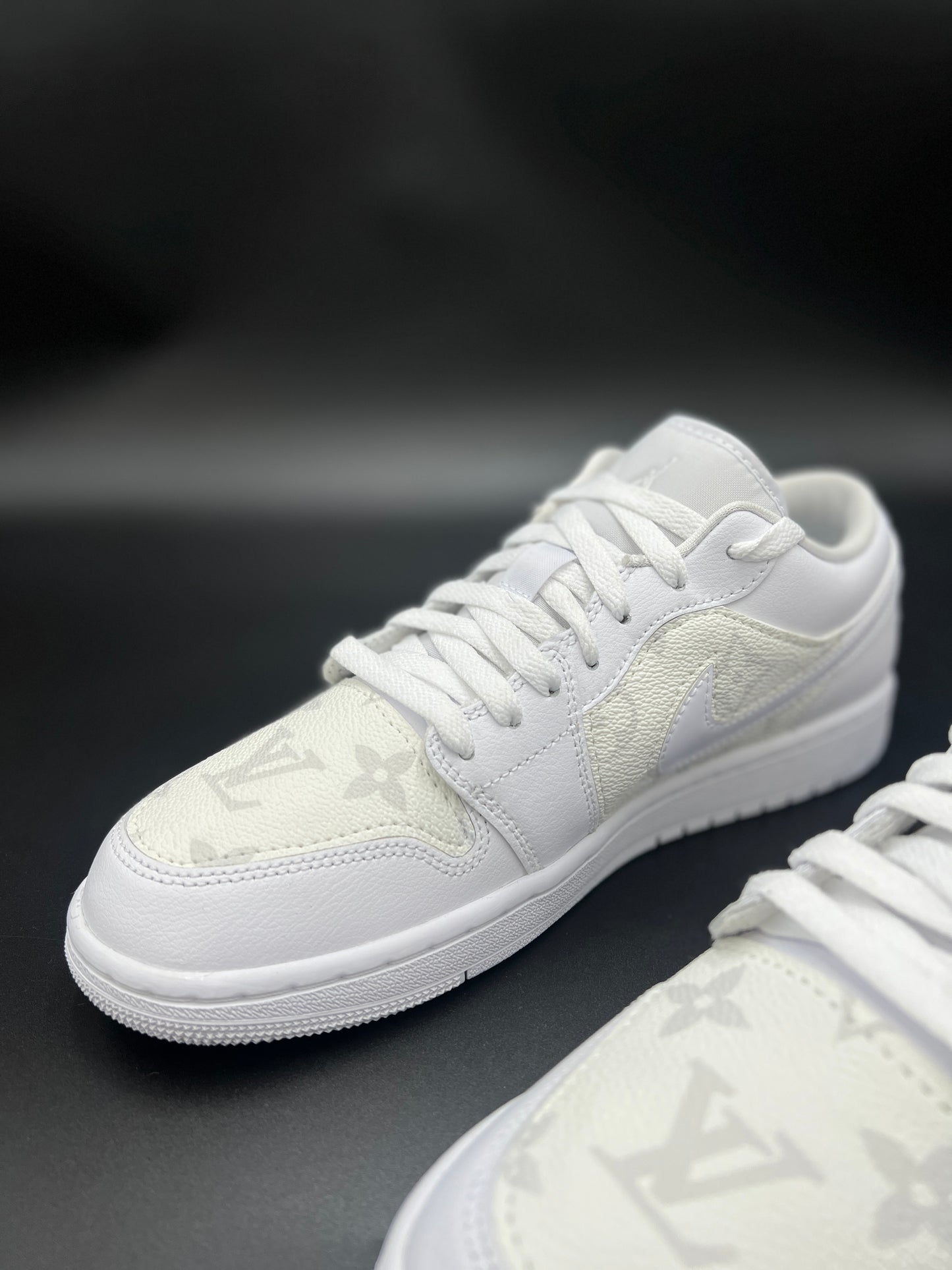 Nike Air Jordan 1 low x strd white LV