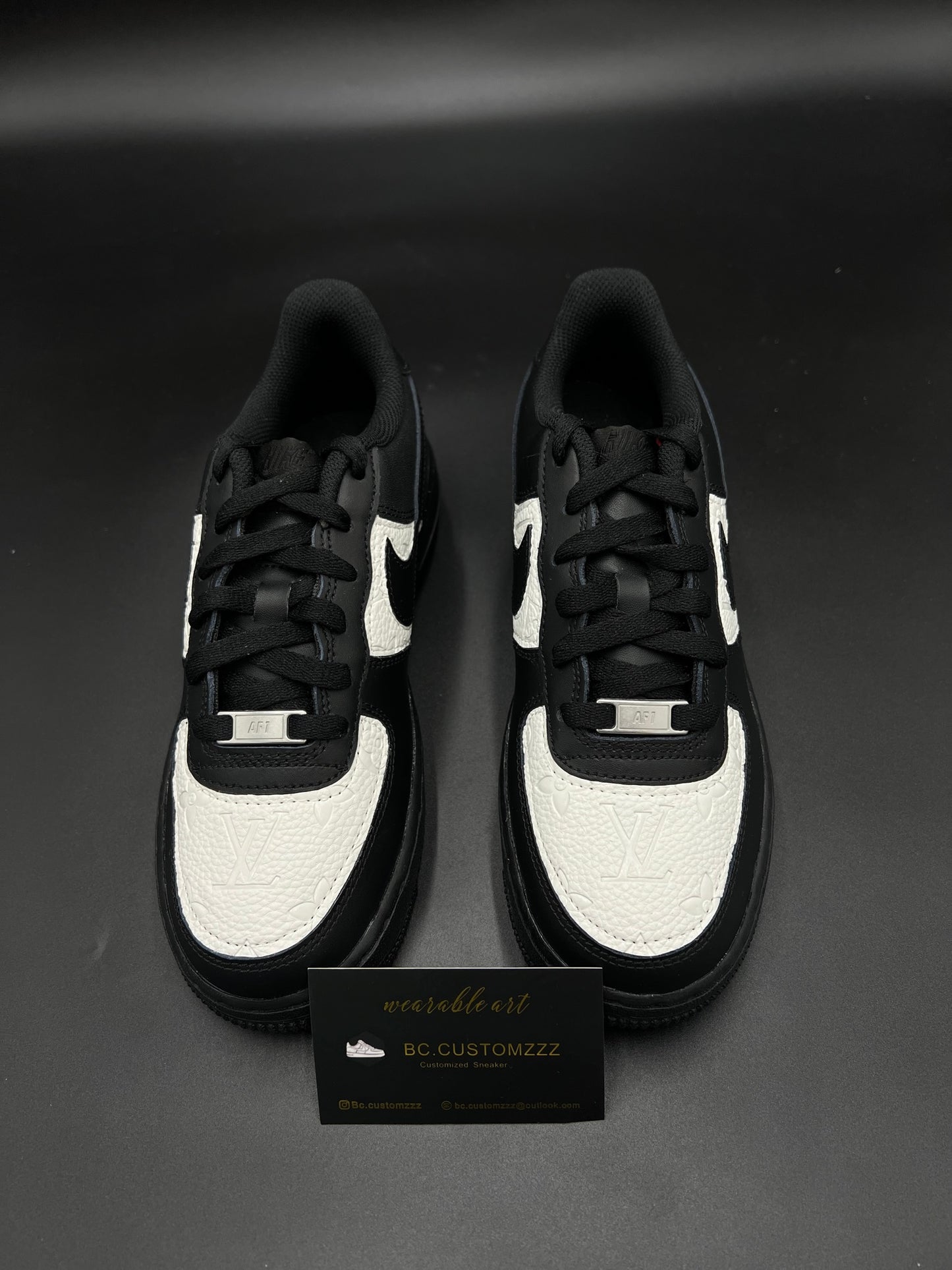 Black Nike air force 1 x white LV