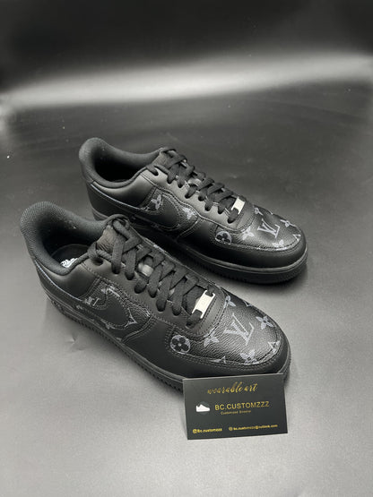 Black Nike Air Force 1 x strd grey on black LV
