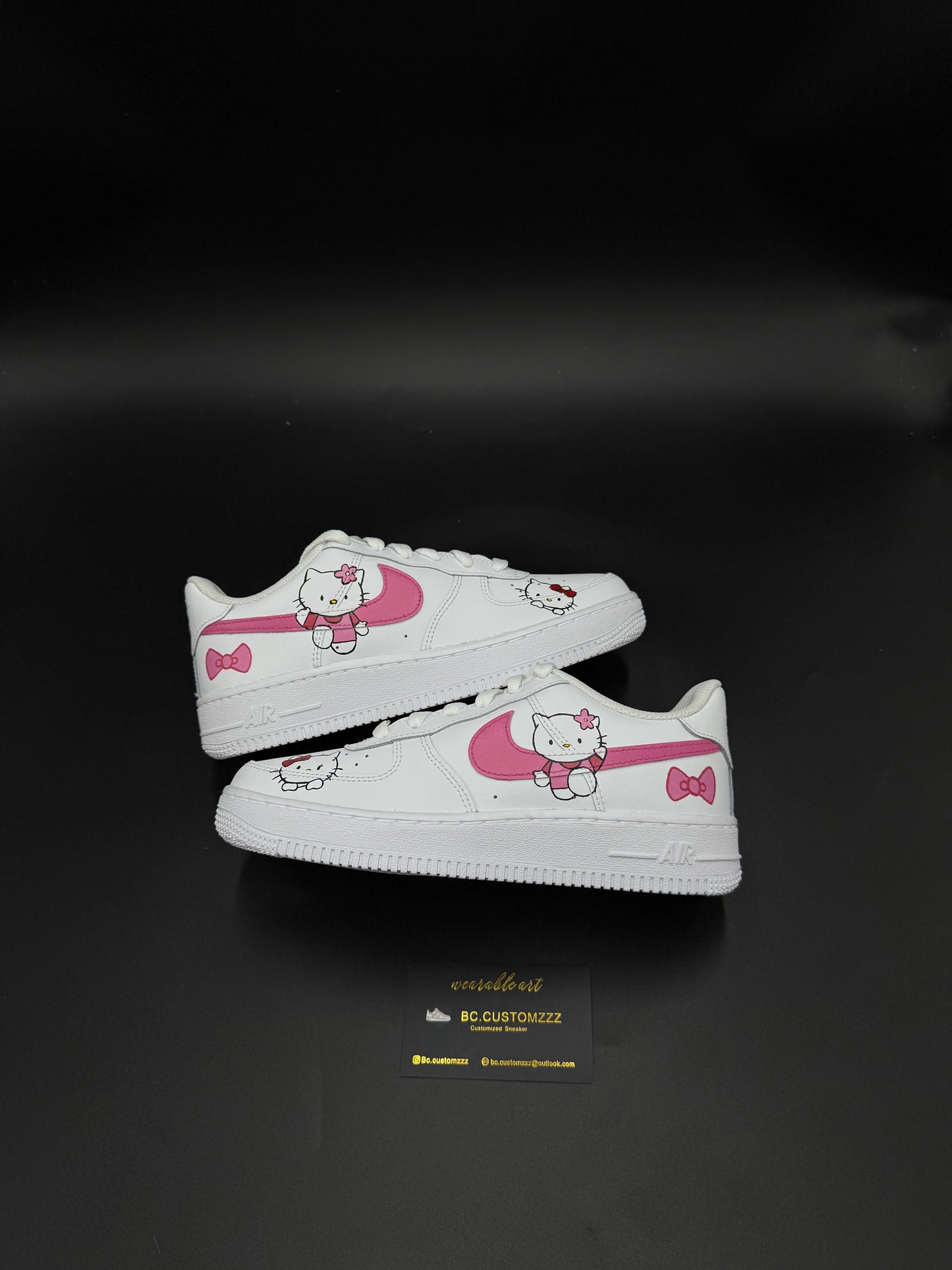 Nike Air Force 1 x Pink Hello Kitty